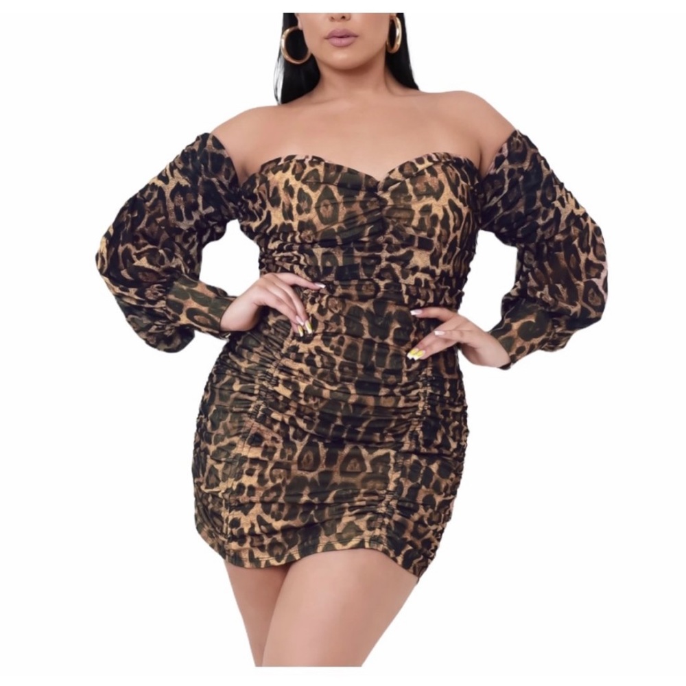 Mini leopard dress.